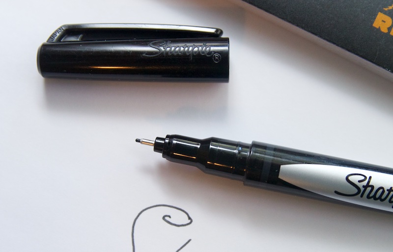 Pen Review: PaperMate Flair UF (vs. Sharpie Art Pen) - The Well-Appointed  Desk