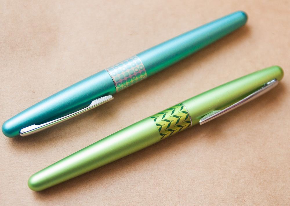 Giveaway Winner Pilot Metropolitan Retro Pop from Goulet Pens The