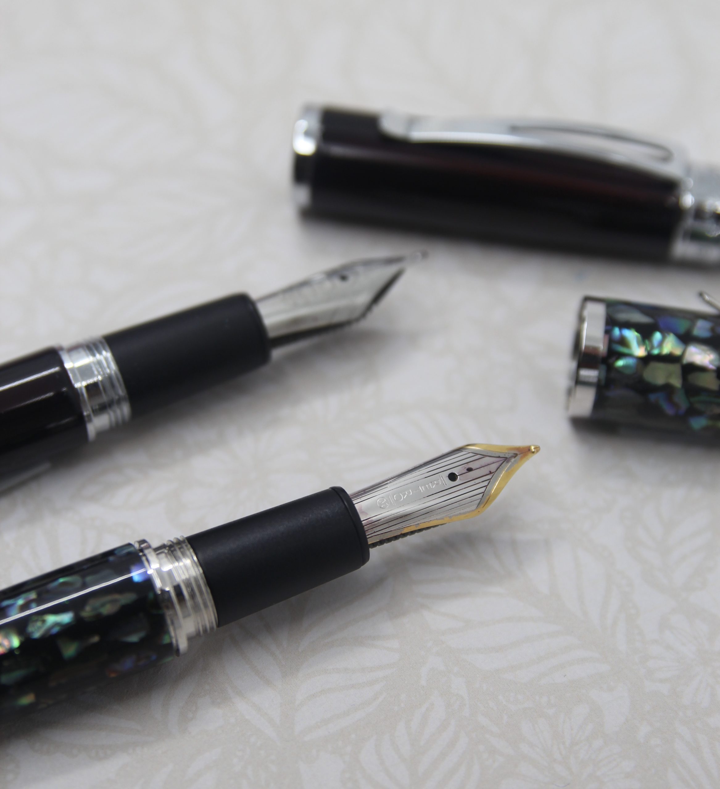 Cherry Blossom Pack of 10 Ballpoint Pens